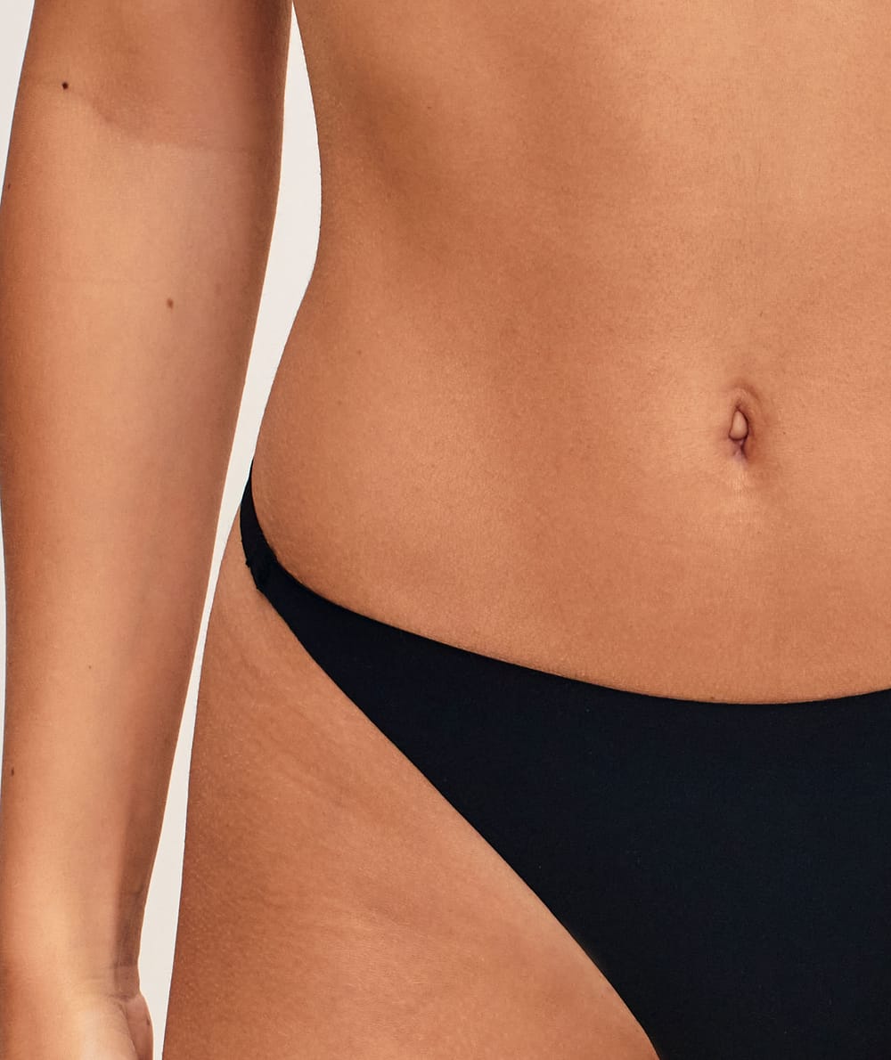 Tanga de sport en microfibre;