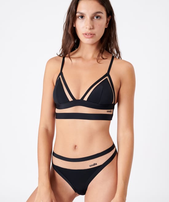 soutien-gorge triangle sans-armatures et r&eacute;sille transparente;