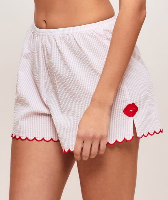 Short en coton &agrave; rayures motifs bouches;