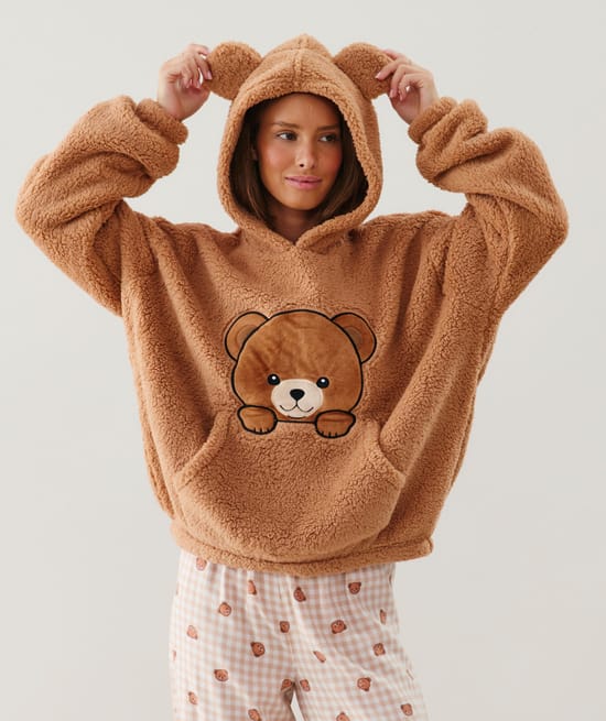 Sherpa sweatshirt with teddy bear embroidery;