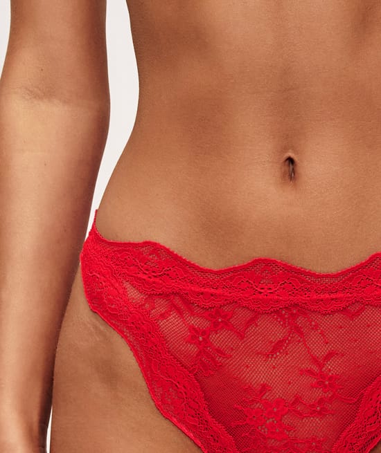 Lace thong;