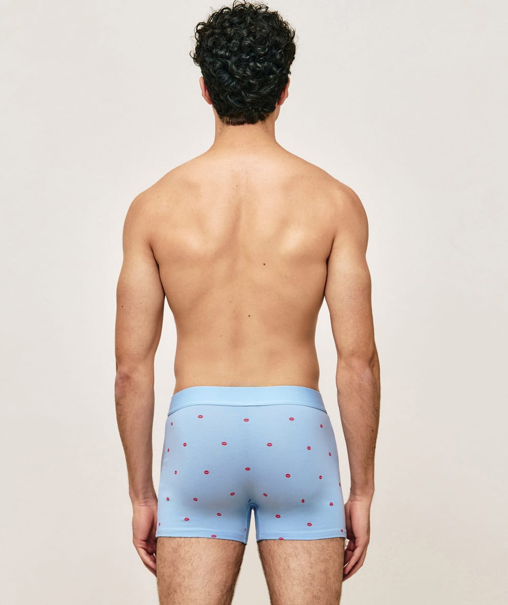 Cotton boxer shorts with "Kiss delivery" lips print;