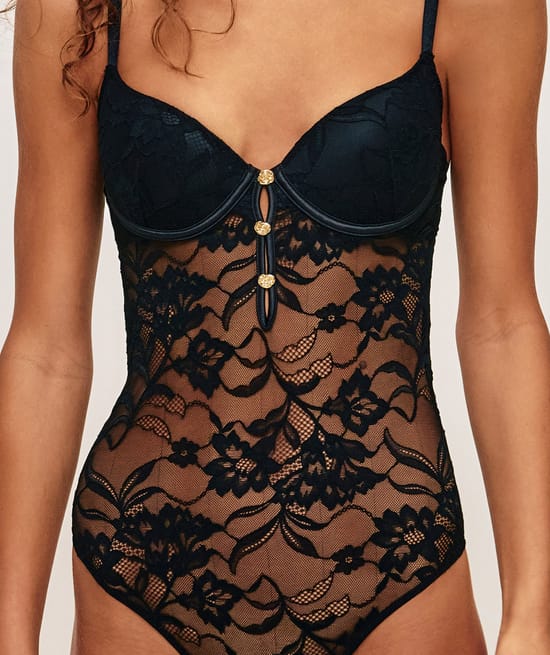 Body ampliforme en dentelle;