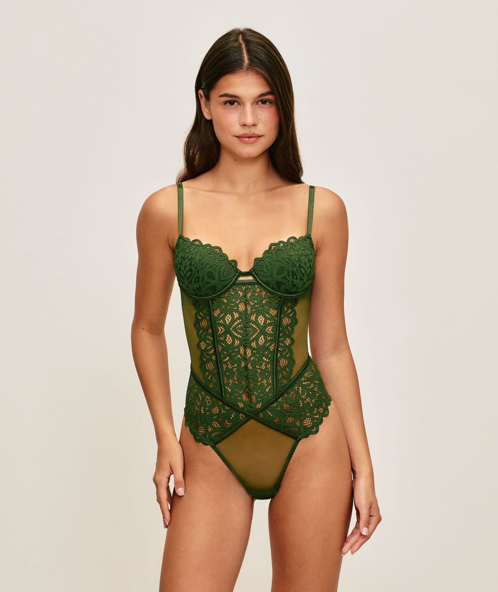 Lace body;