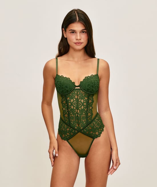 Lace body;