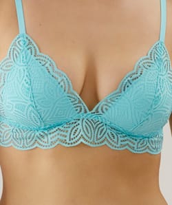 Soutien-gorge triangle en dentelle;
