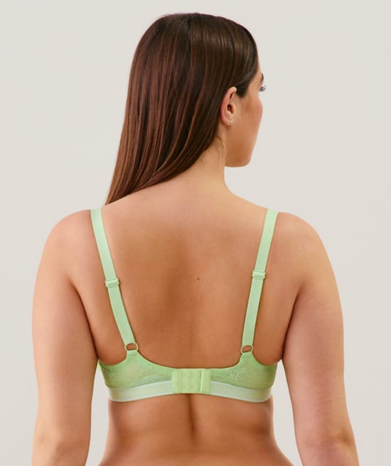Soutien-gorge corbeille en dentelle;