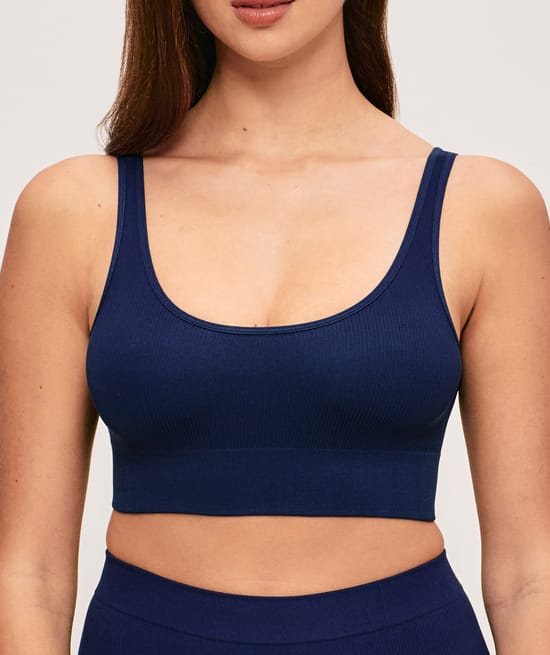 Ribbed seamless bralette;