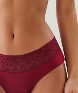 Shorty de encaje;