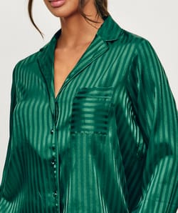 Striped satin pyjama shirt;