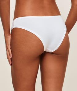 Set of 3 cotton panties;