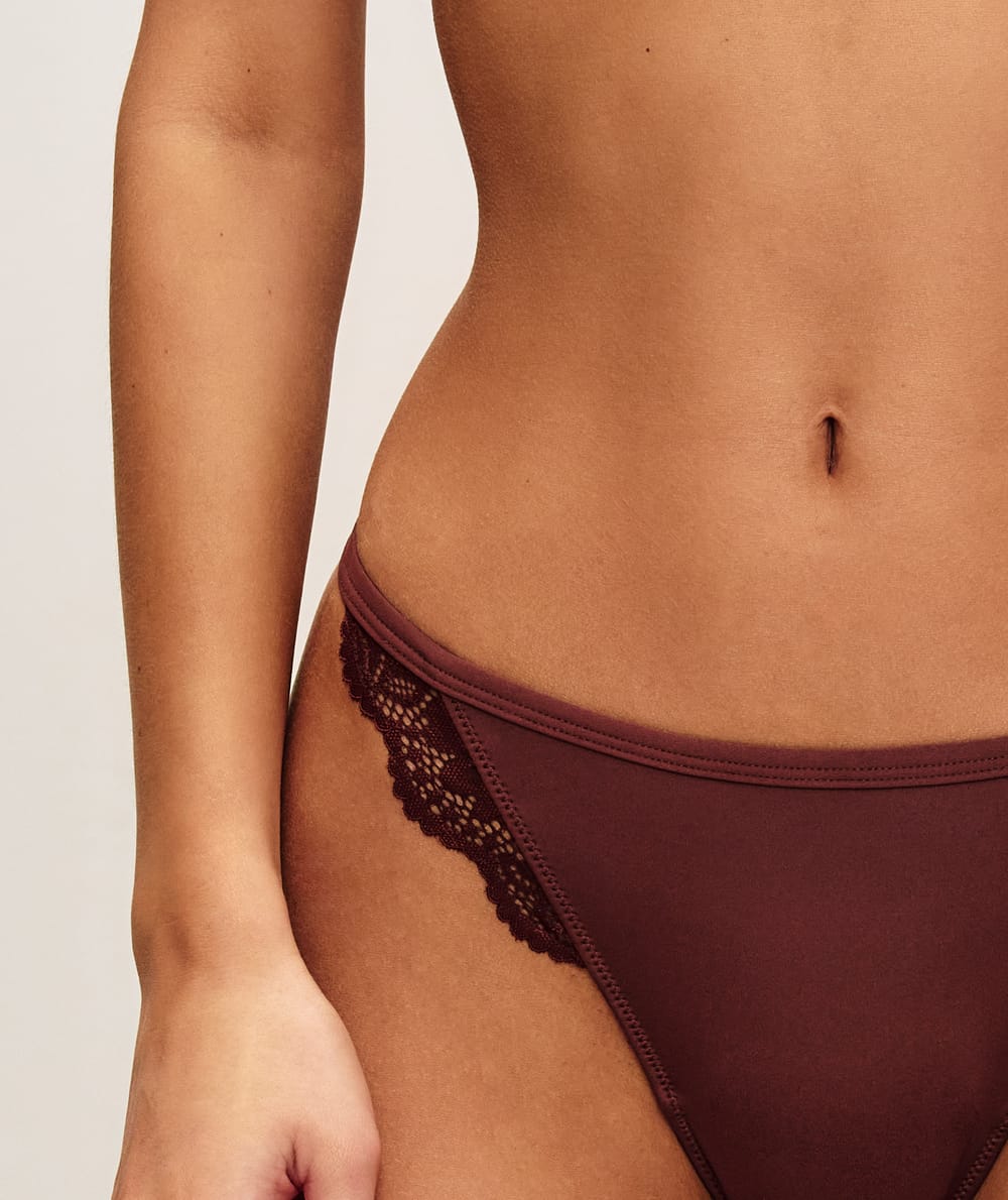 Average flow - Menstrual thong;
