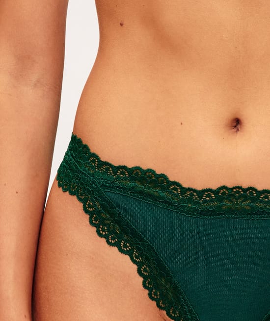 Cotton and lace string;