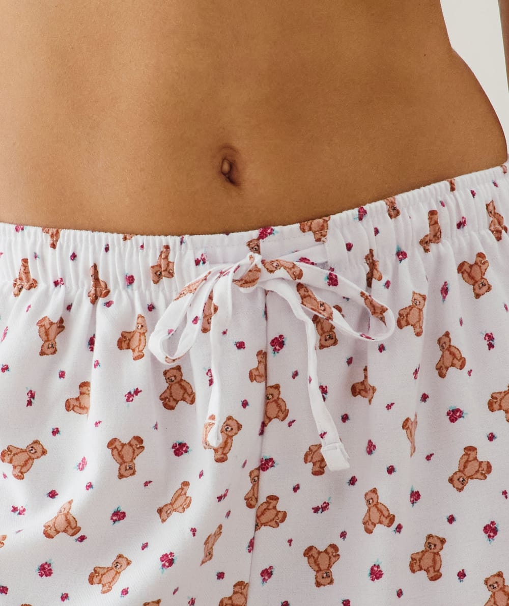 Flannel shorts with teddy bear print;