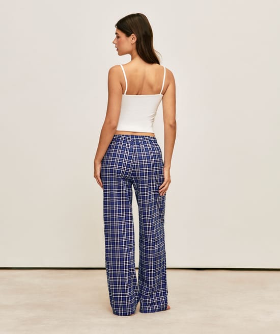 Checked poplin trousers;