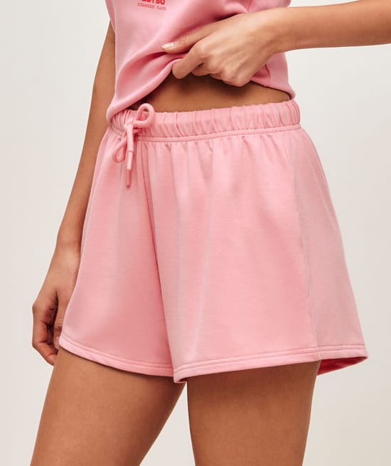 Short en molleton rose;