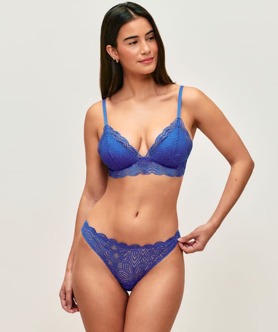 Push-up triangel beha van kant;