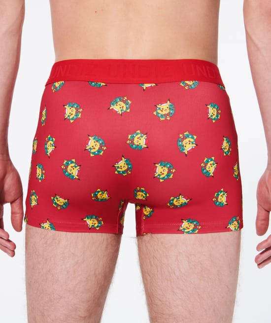 B&oacute;xer con Pikachu disfrazado;