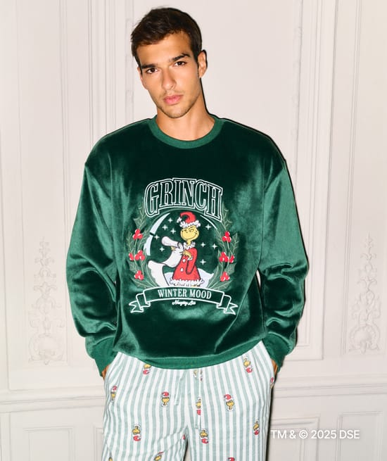 Grinch velour sweatshirt;