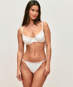 Soutien-gorge corbeille en jersey avec dentelle et broderies florales;