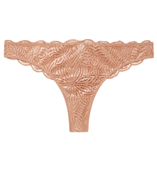 Tanga en dentelle;