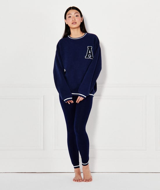 Knit leggings;