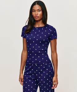 3-piece set t-shirt, trousers and jacket;