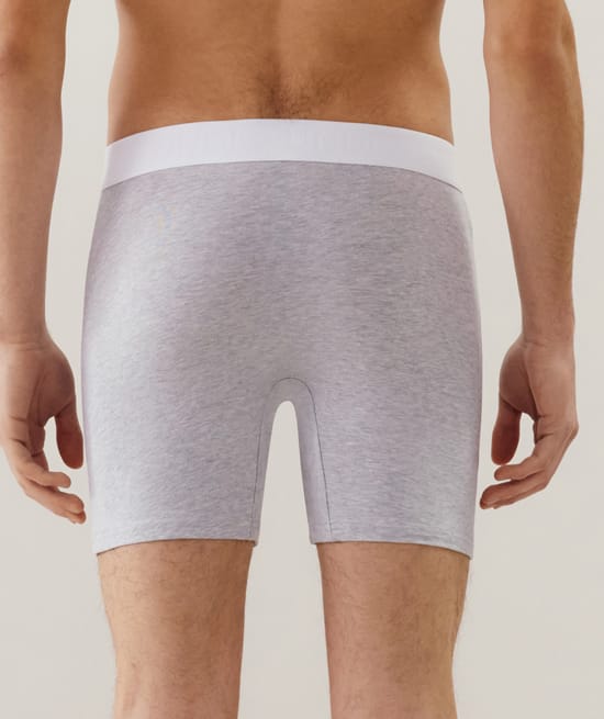 Long cotton boxer shorts;