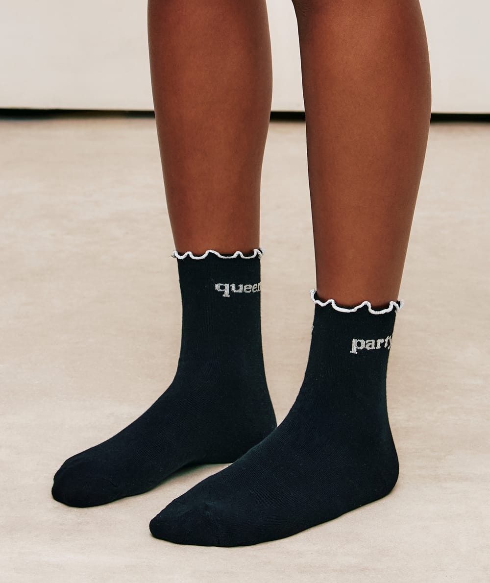 Message socks;