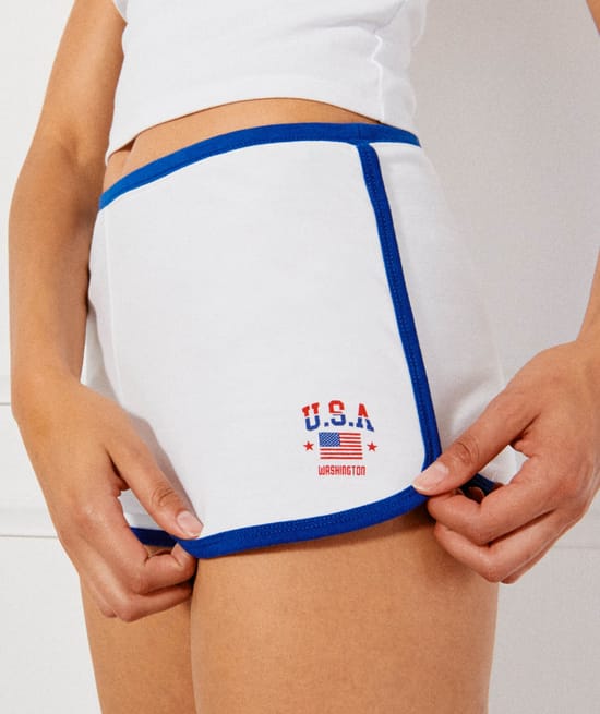 USA fleece shorts;