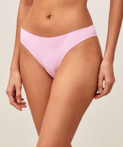 Tanga en microfibre et dentelle;