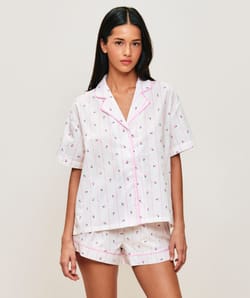 Cherry print poplin shorts;