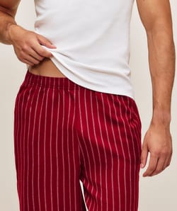 Pantalones de algod&oacute;n a rayas;