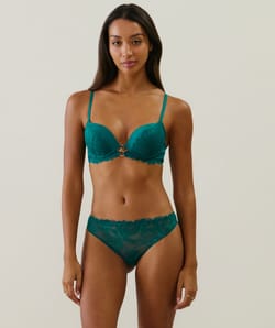 Sujetador push-up de encaje;