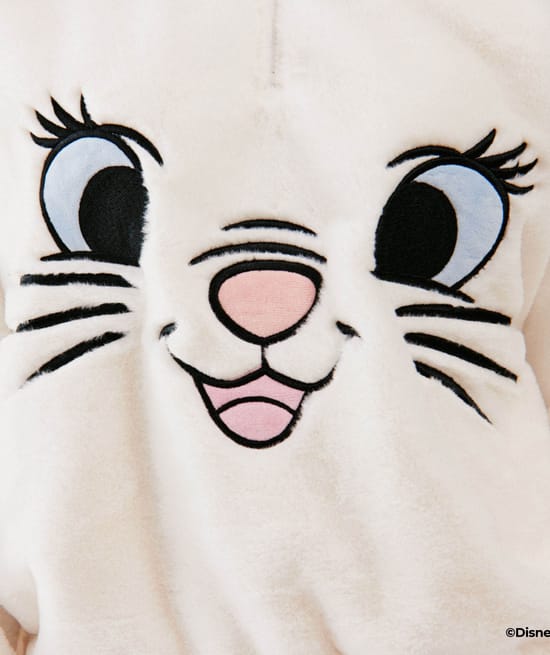 Marie fleece sweatshirt;