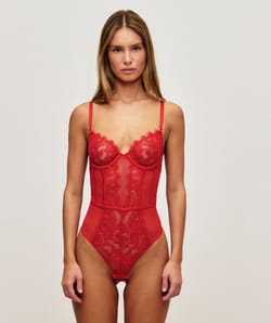 Lace body string;