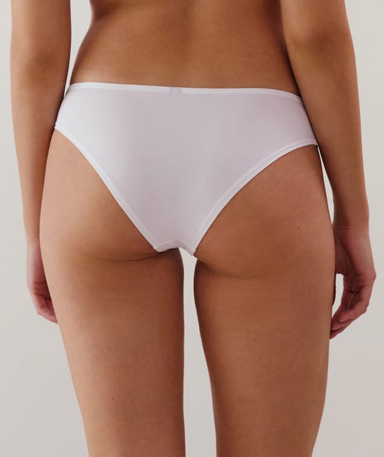 Pack of 3 pairs of cotton briefs;