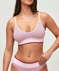 Seamless striped triangle bra;