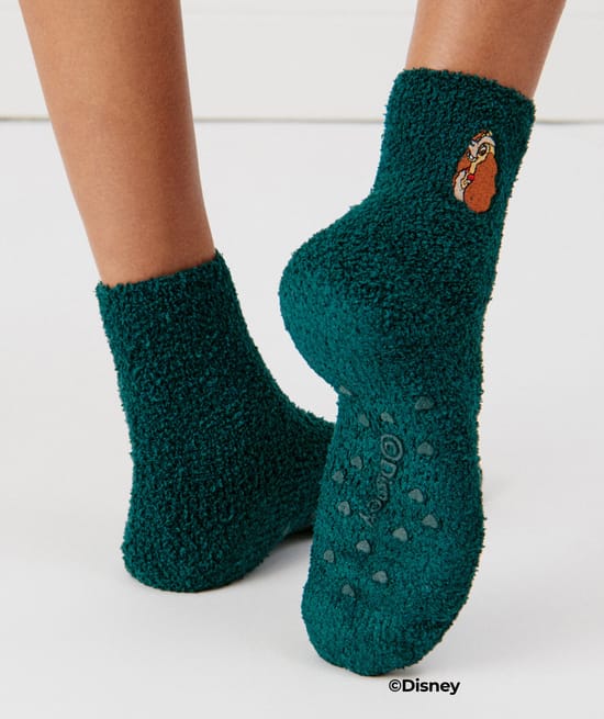 Lady fleece socks;