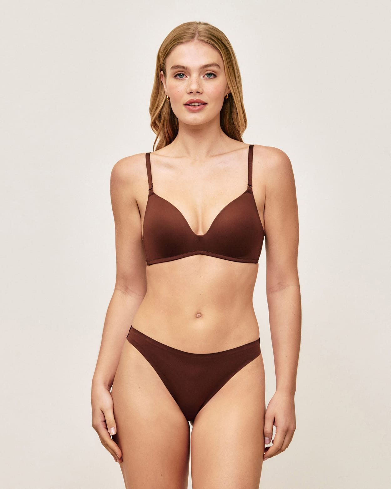 Push-up microfibre bra;