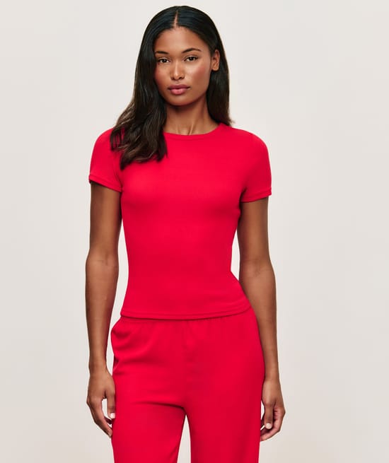 3-piece set t-shirt, trousers and jacket;