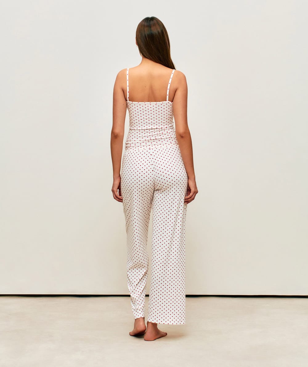 Jersey pants with heart patterns;