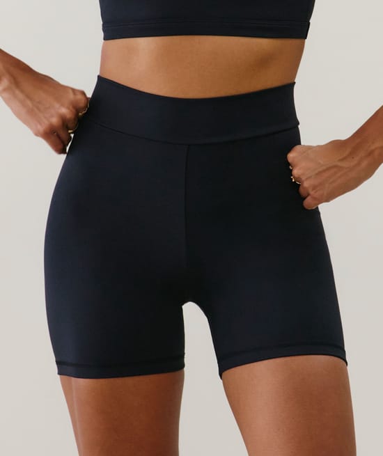 Cycling shorts in microfibre;