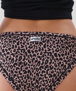 Flujo medio - Braga menstrual;