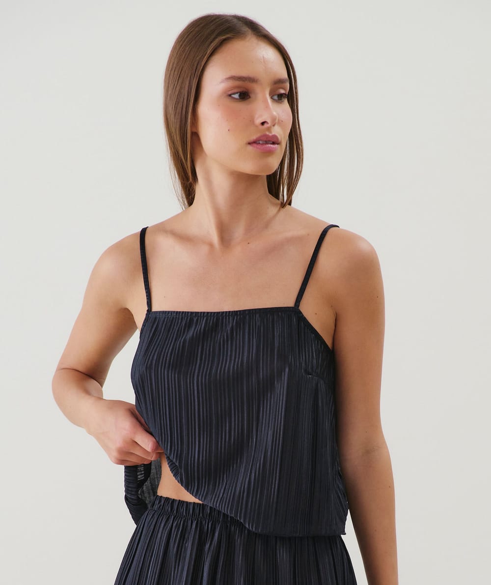 Conjunto de satén plisado;