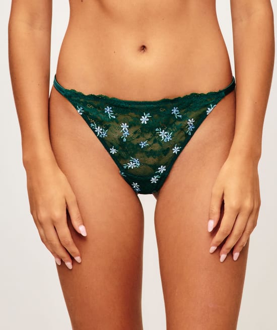 Lace and floral embroidery string;