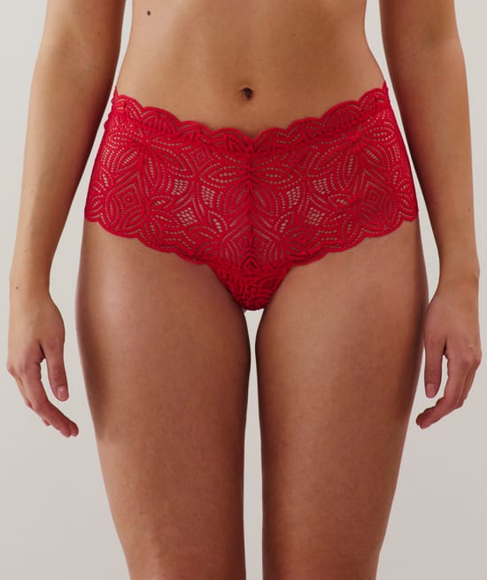 Cheeky en dentelle rouge;
