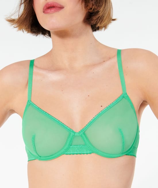 Soutien-gorge corbeille en tulle;