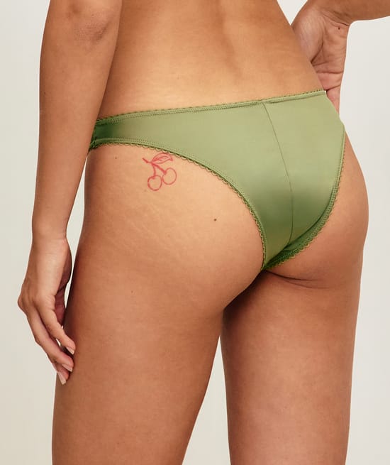 Satin thong;
