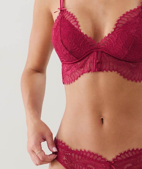 Soutien-gorge triangle push-up en dentelle;